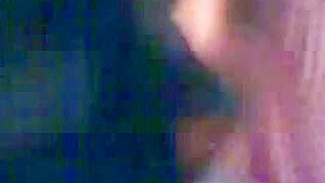 Mamãe árabe com bundão lindo tá louca pra foder na câmera