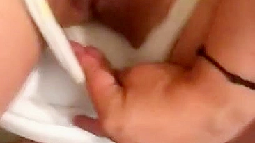 Mãe árabe nua usa peitões pra apimentar mais