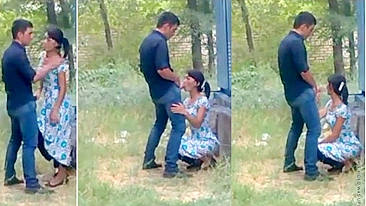 Esposa Desi safada flagrada dando boquete épico ao ar livre