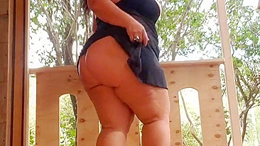 Vídeos XXX tabus arriscados, mãe mostra bundão pro filho na rua