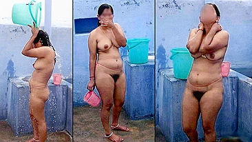 Tia madura da vila pega no banho em cam XXX, sexo indiano vazado