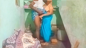 Desi XXX! Escândalo caseiro de sexo da tia de Kerala com vizinho vazado