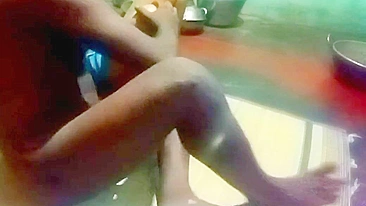 Pornô Indiano XXX. Tia professora de vila de Kerala transando com aluno