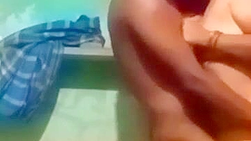 Tia sexy de Kerala quer o pau quente do sobrinho no cu