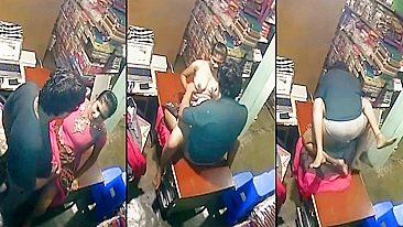 Vazado Desi MMS XXX! Dono de loja indiano mete forte na vendedora sexy