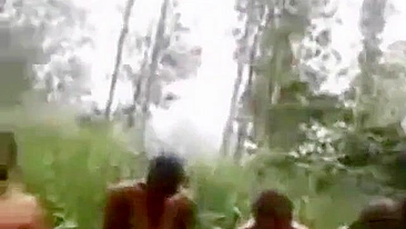 Militares Africanos Precisam Conferir Essas Garotas