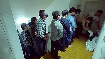 Creampies Molhados de Irmã Japonesa Bêbada à Venda por 10 Mil Dólares Cada!