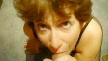 Vadia bêbada fica safada de arrastão e mama o pau do maridão