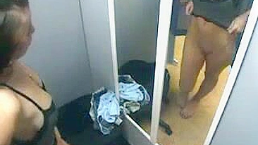 Espiadinha no Provador de Biquíni! Modelos Novinhas Experimentam Peças Sensuais