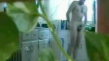 Câmera Escondida da Esposa Pega Marido Traindo com Novinha!