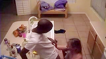 Esposa Infiel Pega no Flagra com Amante Negro, Marido Briga e Apanha