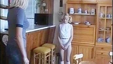 Vizinho Dando Palmadas - Chibata e Vídeo XXX