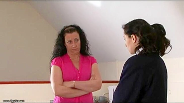 Compilação de Surra em Novinhas - Tudo Junto e Misturado!