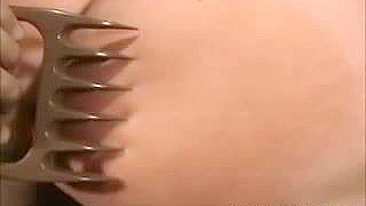 Gorda BBW Leva Surra Brutal e Chibata com Meias - Vídeo Fetiche