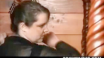 Vídeo XXX - Pega, Punida e Palmada - Fetiche, Surra, Gordinha, Madura, Remada