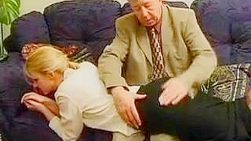 Palmadas na Professora - Castigo com Bunda Vermelha