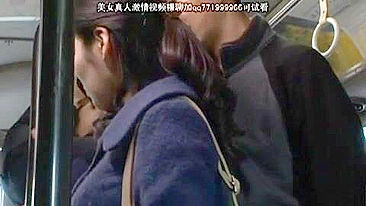 Tarado Japonês Ataca Passageira em Sexo Público no Ônibus