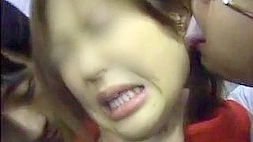 MILFs Loucas no Ônibus - Uma Experiência Assustadora