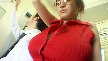 Anna Ohura Peituda Safada no Metrô