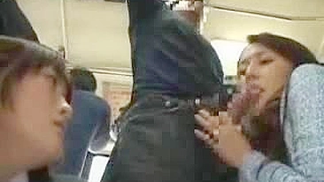 Mãe e Filha Ficam Íntimas no Ônibus - Vídeo XXX