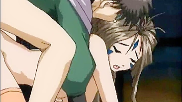 Cara de Hentai Toca na Foda Quente dos Amigos