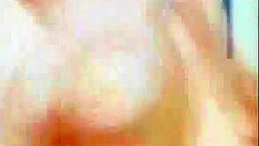 Futa traveco peituda fodida por trás em sexo hentai 3D