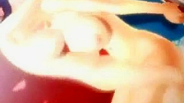 Travesti Peituda Hentai Furando em Porno 3D Animado de Suruba