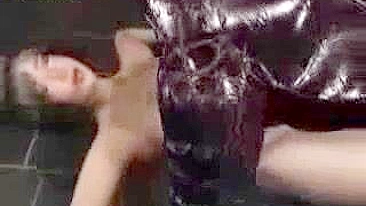 Monstro Alienígena Fode Milf Morena Safada