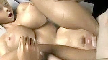 Loira Levando Gozada em Cena Animada