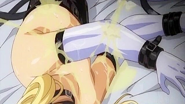 Travesti com Focinheira Leva Vibrador no Cu e nos Peitos