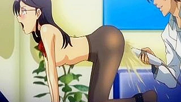 Universitária Usa Vibrador na Buceta Molhada de Meia-Calça