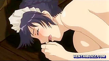 Empregada Japonesa Levando de Quatro e Gozada Dentro