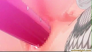 Travesti Fofinha se Masturba com Dildo em Aventura Hentai