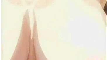 Senhora Hentai de Peitos Grandes Faz Espanhola e Engole Porra