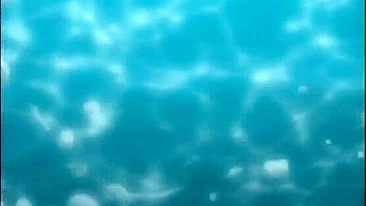 Hentai Tem Peitos Grandes Apertados ao Ar Livre