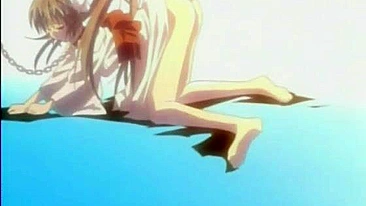 Gatinha hentai japonesa mijando e sendo humilhada