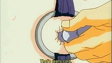 Gata Hentai Peituda Acorrentada e Fodida com Dildo em Pornô Anime