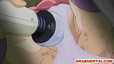 Anime Fofa Hentai se Divertindo com Dildo nos Peitos e Buceta Molhada