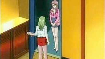 Escrava Hentai de Joelhos Lambendo Perna do Mestre Acorrentada