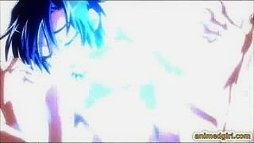 Herói Hentai Fode Travesti e Garota em Ménage Alucinante