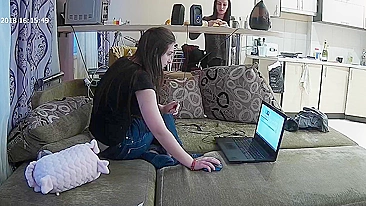 A irmã pega vai saber que foi flagrada ou vai continuar na putaria?