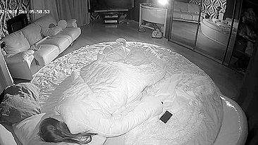 Irmã pega no flagra em P&B enfiando a mão na buceta