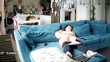 Morena gordinha estrela vídeo solo de irmã pega se masturbando