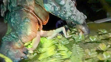 Garota de Dead or Alive com peitos naturais fode de lado até gozar forte