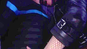 Ela adora transar em banheiros e lugares aleatórios em POV XXX