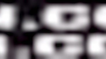 Bucetinha dela é uma graça, por isso adora dominar e ser humilhada