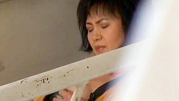 Show solo quente da vizinha asiática sexy que vai te deixar louco por mais.