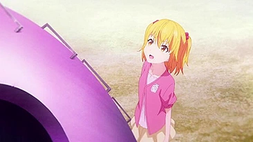 Jovem heroína de pernas longas vai ter a xota arrombada com paixão