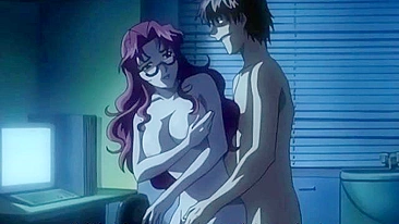 Cena de banho hentai com escrava de masmorra fodida por bolas anais e brinquedo no cu.