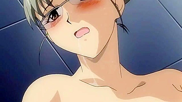 Escravas torturadas enquanto lésbicas hentai fodem com dildo duplo.